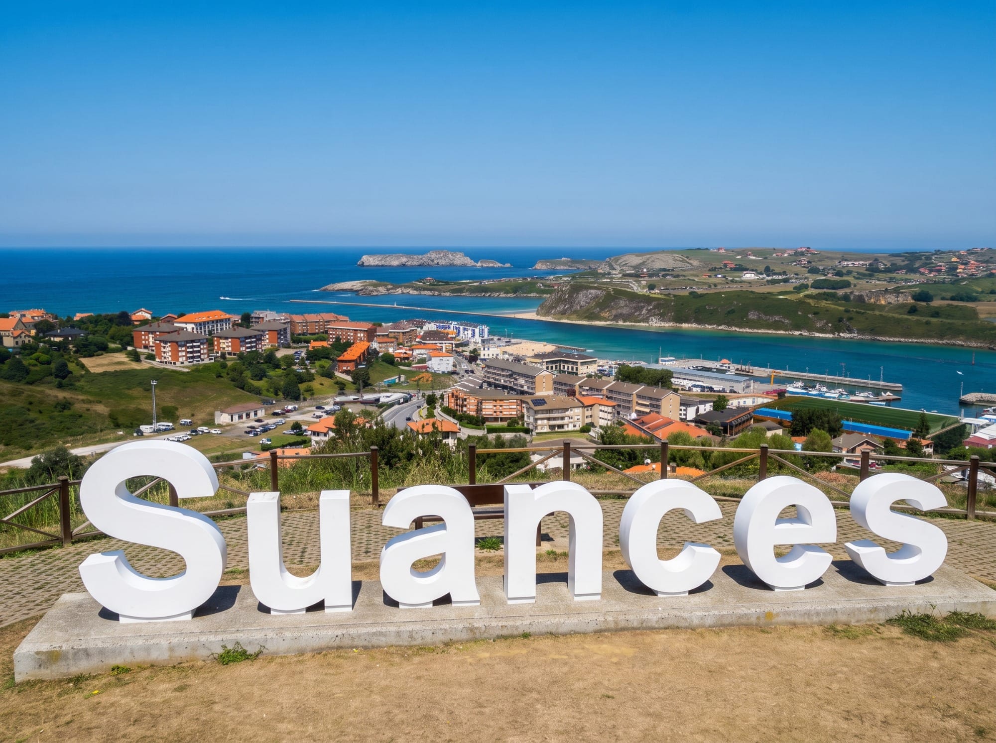 The Suances letronas next to the Jaime del Amo viewpoint with views over the estuary