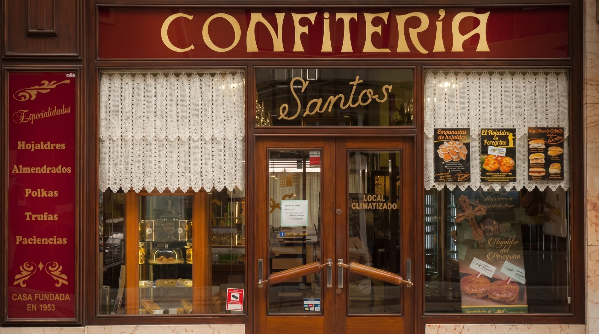 Façade of a traditional confectioner's in Torrelavega, daylight